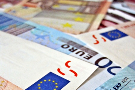 Money - Euro bills - 512x768